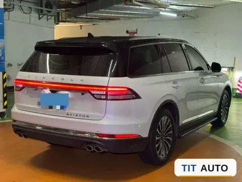 2020 Lincoln Aviator 6