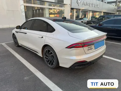 2022 Lincoln Z 2