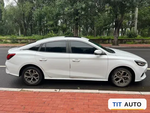 2021 MG 5 4