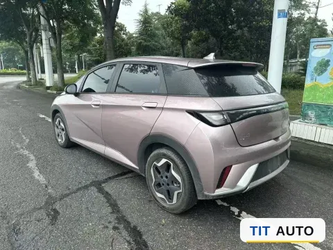 2021 Ford Escort 7