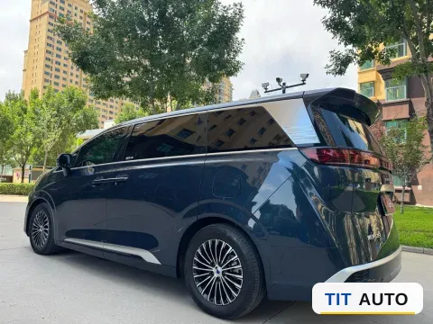 2023 Denza N8 8