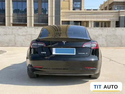 2022 Tesla Model 3 6