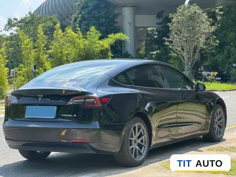2022 Tesla Model 3 5