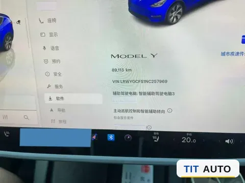 2022 Tesla Model Y 6
