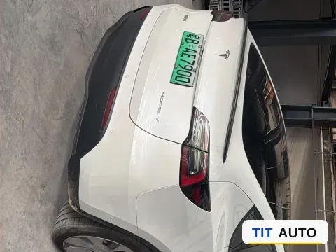 2021 Tesla Model Y 7