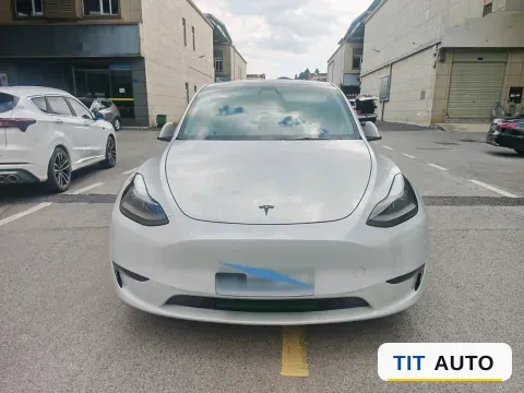2021 Tesla Model Y 2