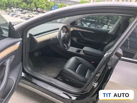 2022 Tesla Model 3 6