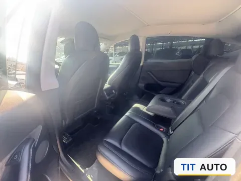 2021 Tesla Model Y 7