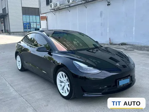 2022 Tesla Model 3 6