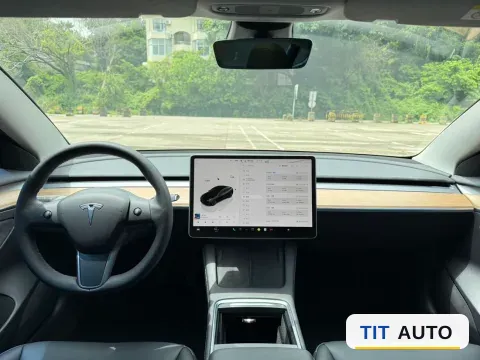 2022 Tesla Model 3 6