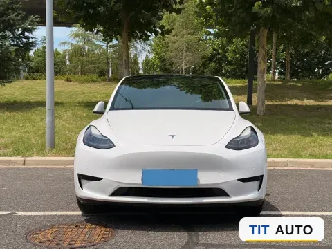 2022 Tesla Model Y 2
