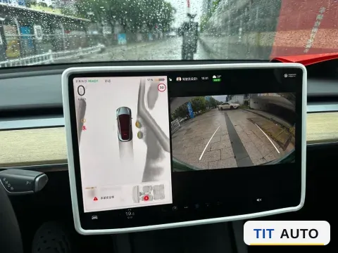 2022 Tesla Model Y 8