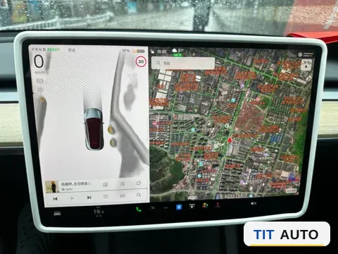 2022 Tesla Model Y 9