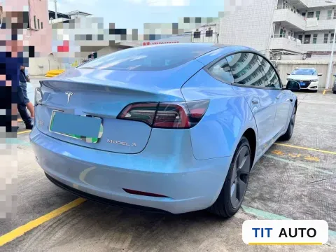 2022 Tesla Model 3 6
