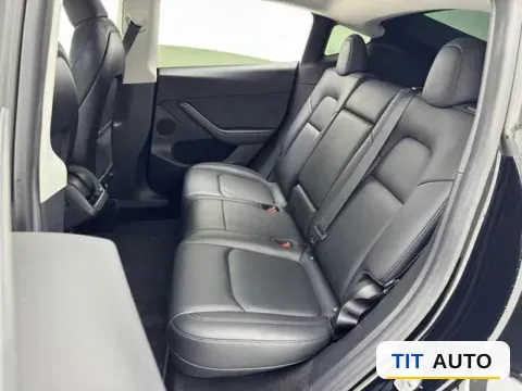 2022 Tesla Model Y 7