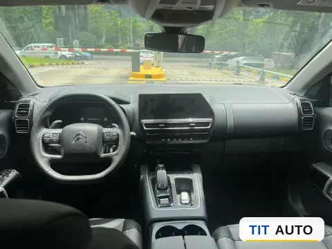 2023 Citroen C5 Aircross 6