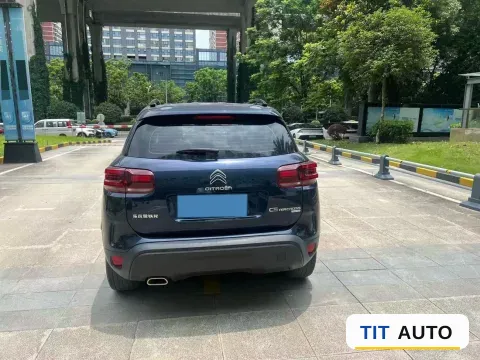 2023 Citroen C5 Aircross 8