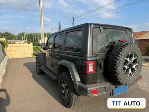 2024 Jeep Wrangler 8