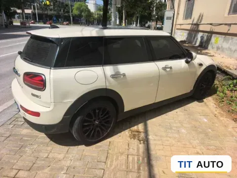 2021 MINI CLUBMAN 6