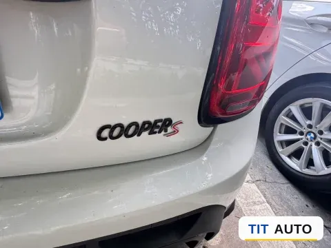 2023 MINI MINI 5