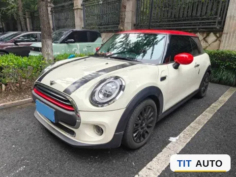2019 MINI MINI
