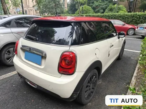 2019 MINI MINI 3