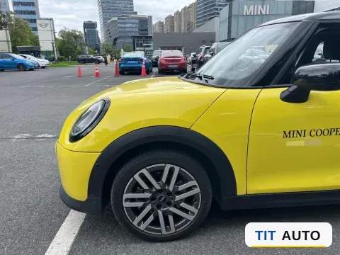 2023 MINI MINI 2