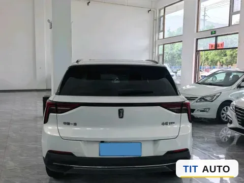 2022 Bestune T55 5