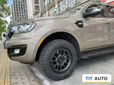 2020 Ford Everest 2