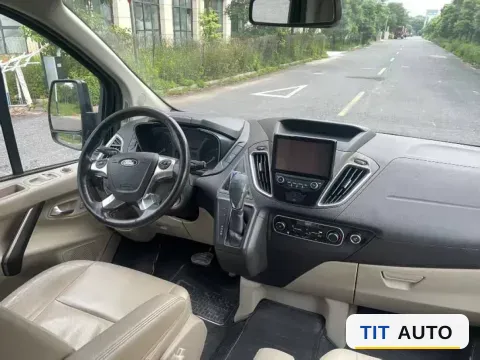 2017 Ford Tourneo 6