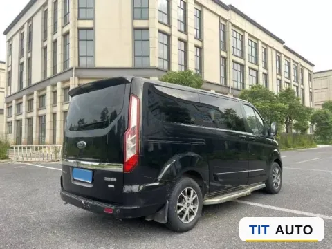 2017 Ford Tourneo 9