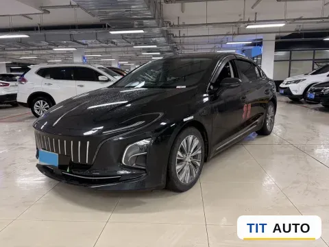 2024 HongQi E-QM5