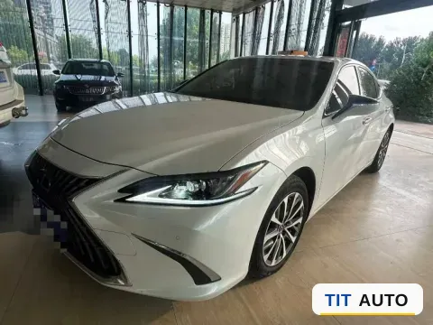 2022 Lexus ES