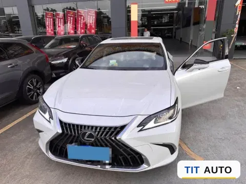 2022 Lexus ES 5