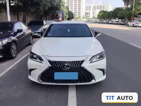 2022 Lexus ES 2