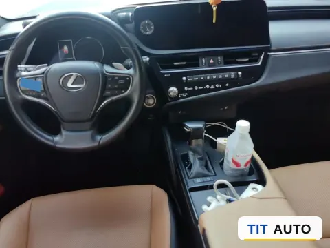 2022 Lexus ES 6