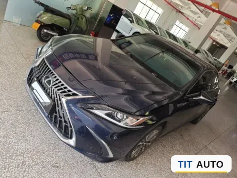 2022 Lexus ES