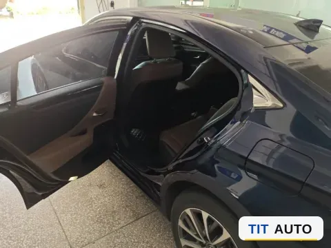 2022 Lexus ES 3