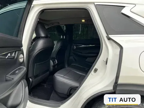 2018 Jeep Grand Commander 8