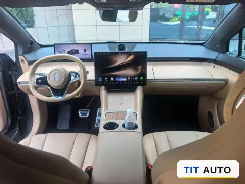 2026 Luxeed R7 2