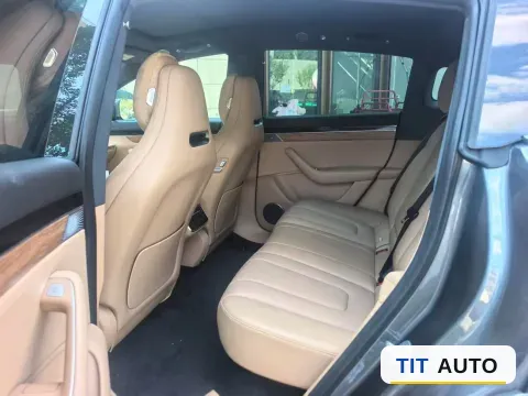 2026 Luxeed R7 6
