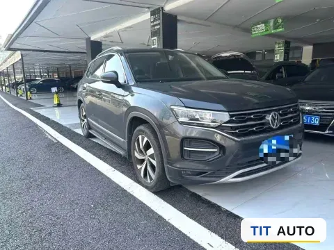 2019 Jeep Cherokee 2