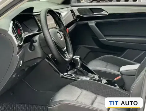 2019 Jeep Cherokee 2