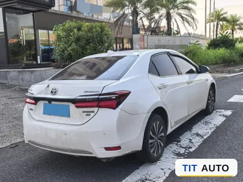 2017 Ford Focus 5