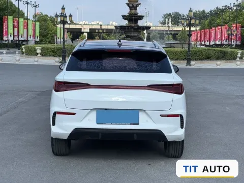 2021 MG Pilot 11