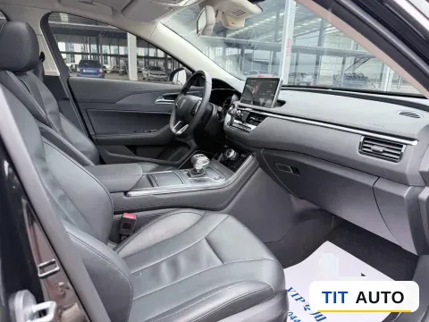 2022 HongQi H5 8