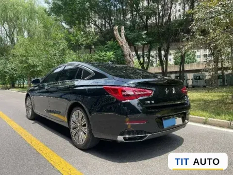 2022 HongQi H5 5