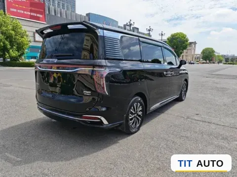 2024 HongQi HQ9 12