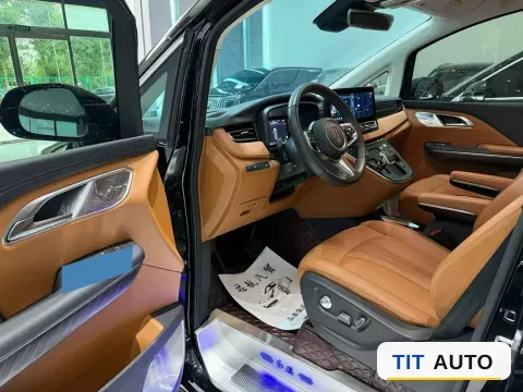 2024 HongQi HQ9 4