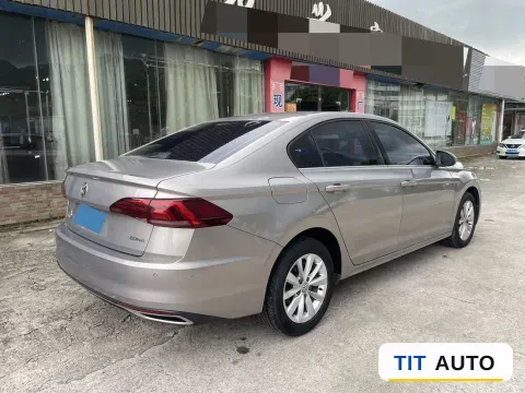 2019 Bestune T77 7